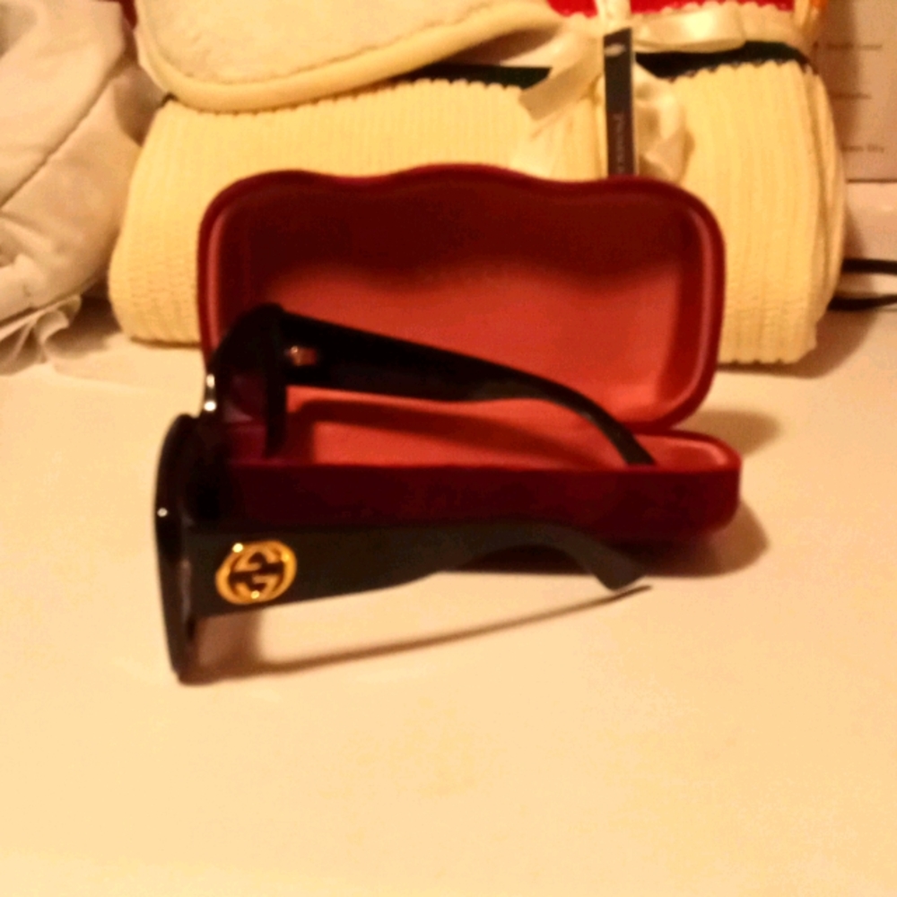 Gucci sunglasses